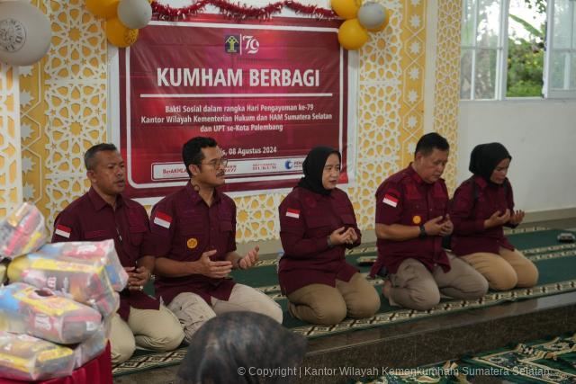 kumham sumsel berbagi ke panti 5