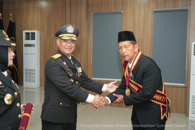 wisuda purnabakti kumham sumsel 2