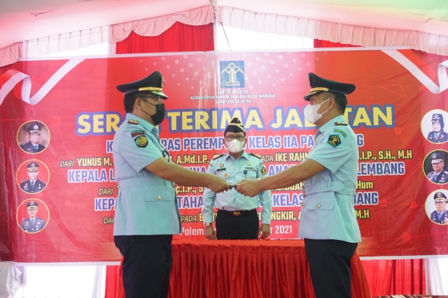 Kepala Lapas Perempuan Palembang LPKA Palembang dan Rutan Palembang Resmi Menyerahkan Estafet Kepemimpinan kepada Pejabat Baru4